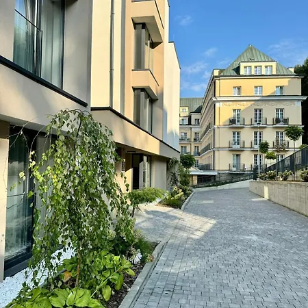 Family & Friends Art Piekny Widok Z Garazem Apartment Krynica Zdroj